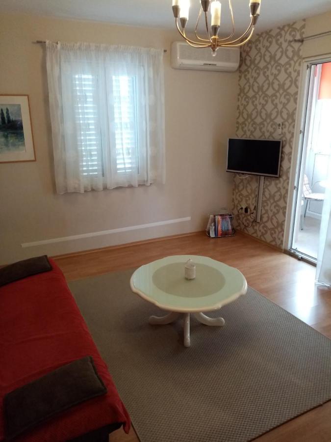 Apartment Viki Makarska Exteriör bild